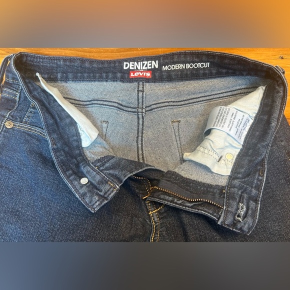 Denizen Levi’s Modern Bootcut Jean in Dark Wash, Mid Rise, Size 10 L/C - Picture 9 of 11